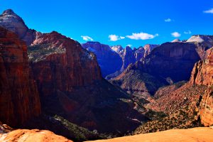 Canyon Overlook in Zion National Park